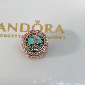✨🔥Pandora New York City Exclusive Central Park Bridge & Bethesda Statue Charm